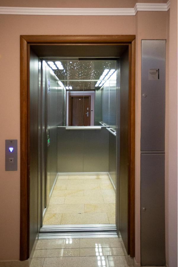 Nadjeziorna Graphite Apartment Елк Екстериор снимка